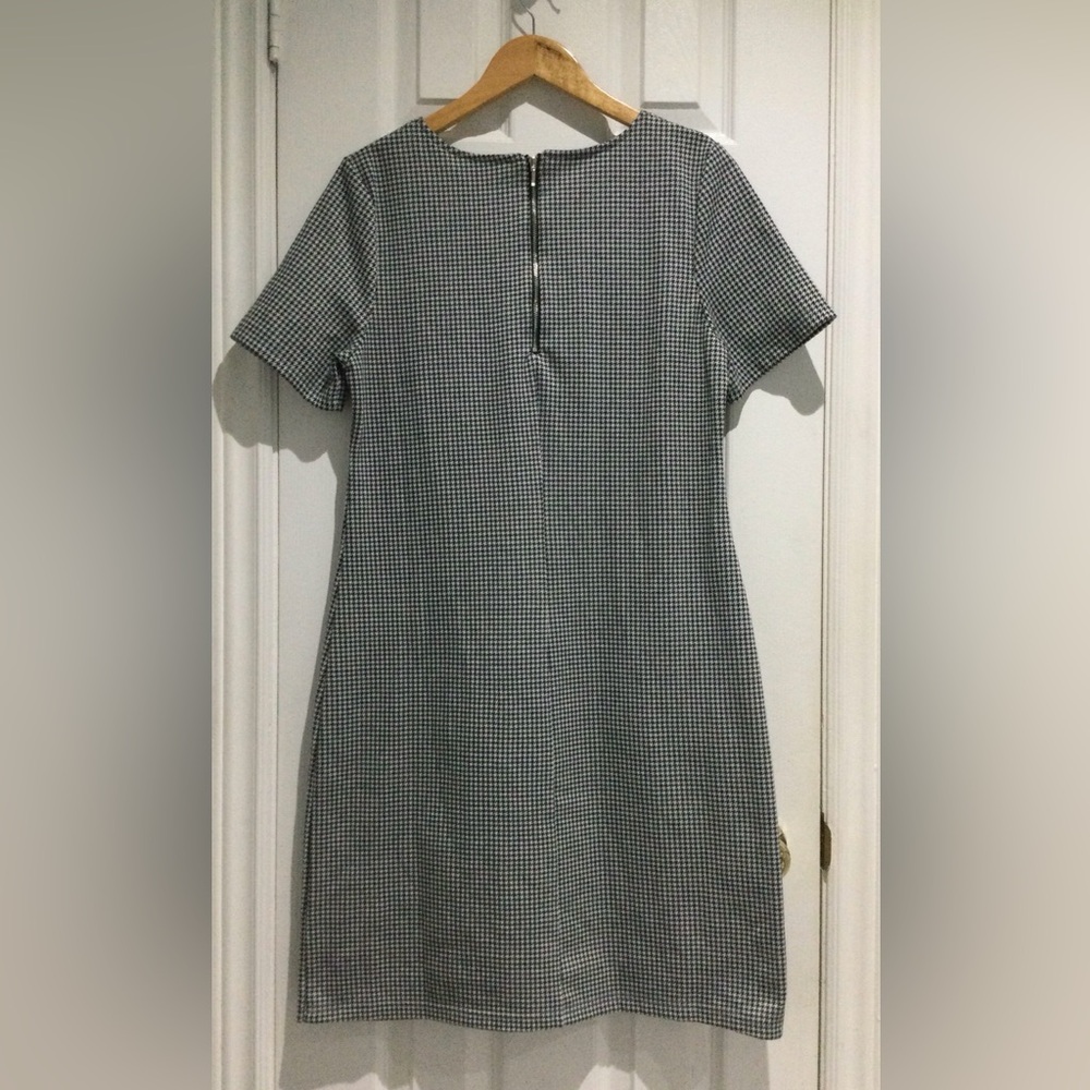 Suzy Shier Chic Gray And Black Houndstooth Mini Dress - Picture 8 of 8
